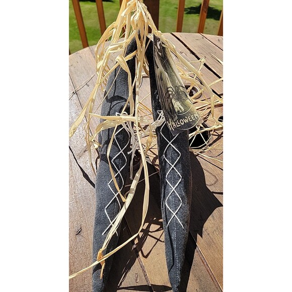 Primitive Folk Art Pair of Witches Boots Shoes hanging decor handmade Holiday - Picture 3 of 9